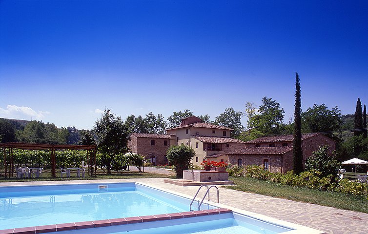La piscina del Borgo San Benedetto