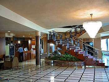 Hostal Riazor, hotell i Santo Domingo