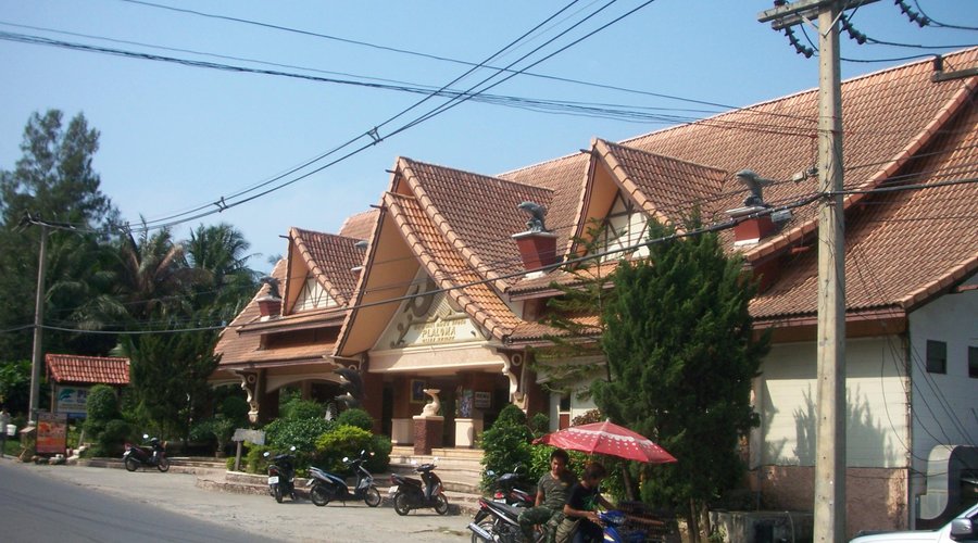 Plaloma Cliff Resort