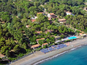 Hotel Capo Sud in Elba Island, image may contain: Sea, Outdoors, Nature, Land