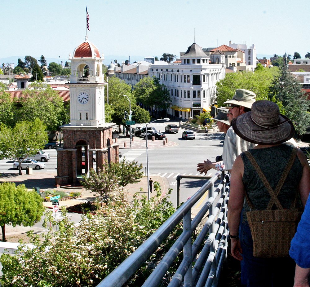 Getaway Guide: Downtown Santa Cruz