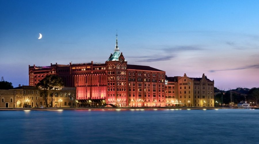 Exterior of the hotel