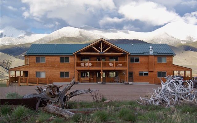 Montana High Country Lodge - East Pioneers