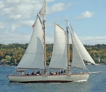 Boating In Boothbay Harbor Maine