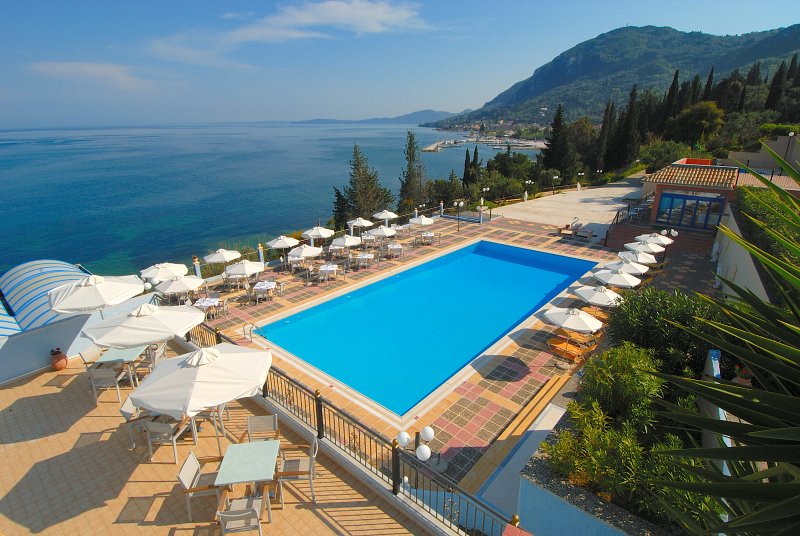 COSTA BLU HOTEL & SUITES (Benitses, Grecia): Prezzi 2022 e recensioni