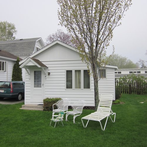 Edgewater Cottages image
