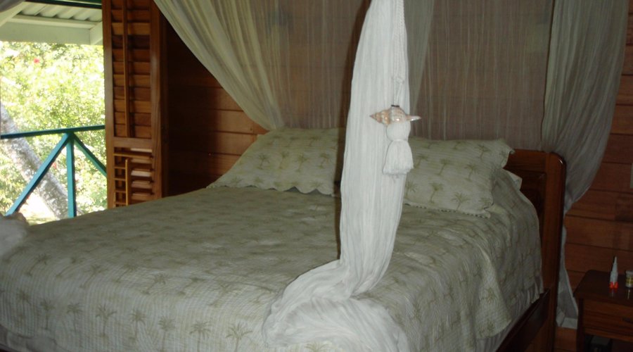 Romantic bed!