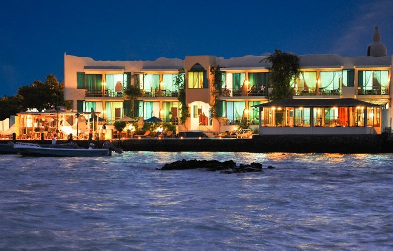 Hotel Solymar in the evening