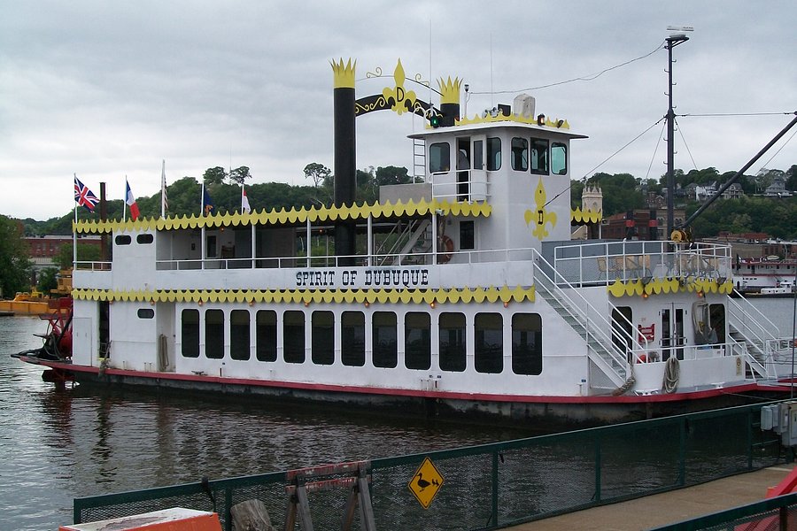 mississippi river cruises from dubuque iowa