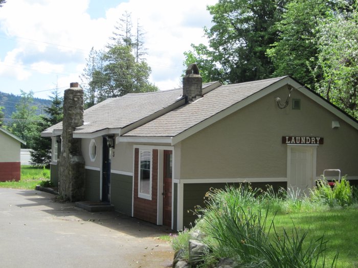 Malahat Bungalows Motel British Columbia Canada