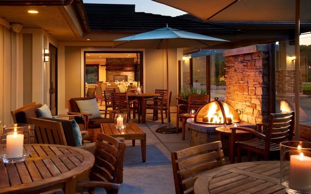 Outdoor Patio Area