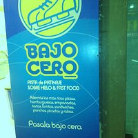 Pista de patinaje sobre hielo "Bajo Cero"