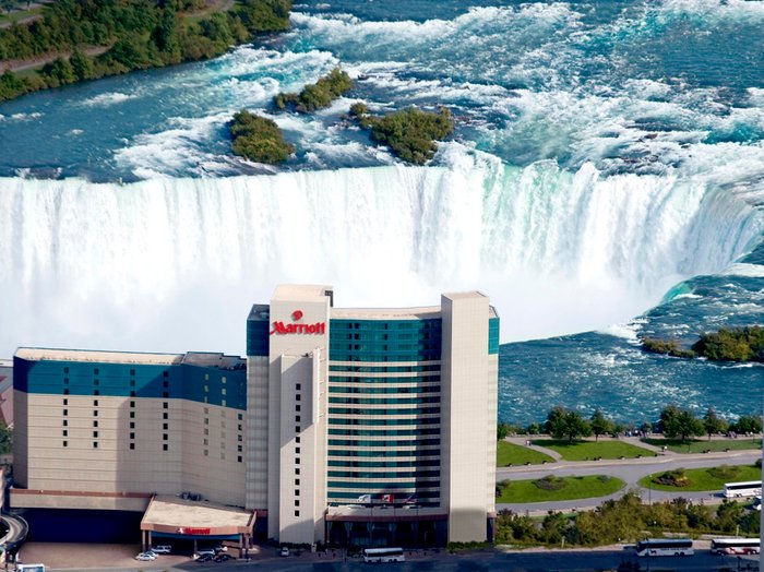 메리어트 나이애가라폴스 폴스뷰 호텔 앤드 스파 (Niagara Falls Marriott Fallsview Hotel & Spa,  나이아가라 폭포) - 호텔 리뷰 & 가격 비교