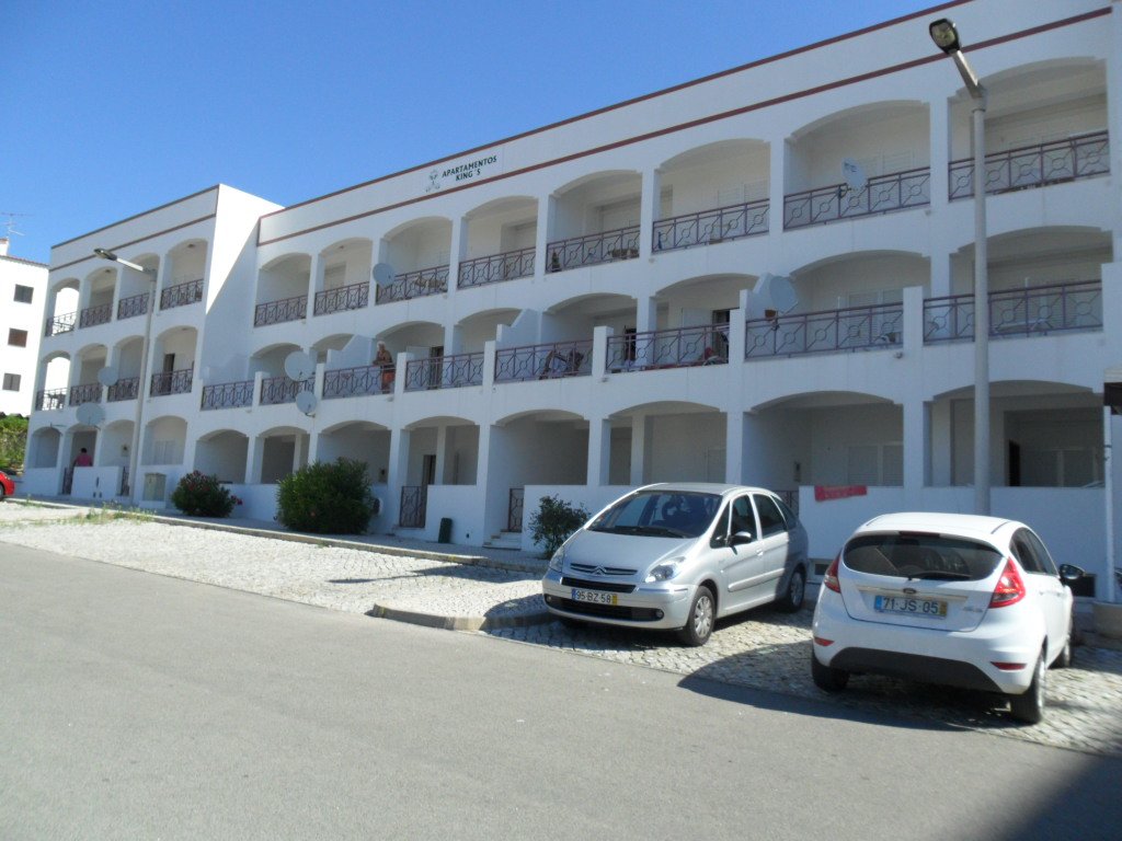 APARTAMENTOS KINGS - Prices & Condominium Reviews (Quarteira, Algarve, Portugal) APARTAMENTOS KINGS - Prices &  Condominium... 