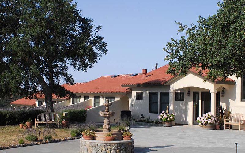 Inn at the Pinnacles