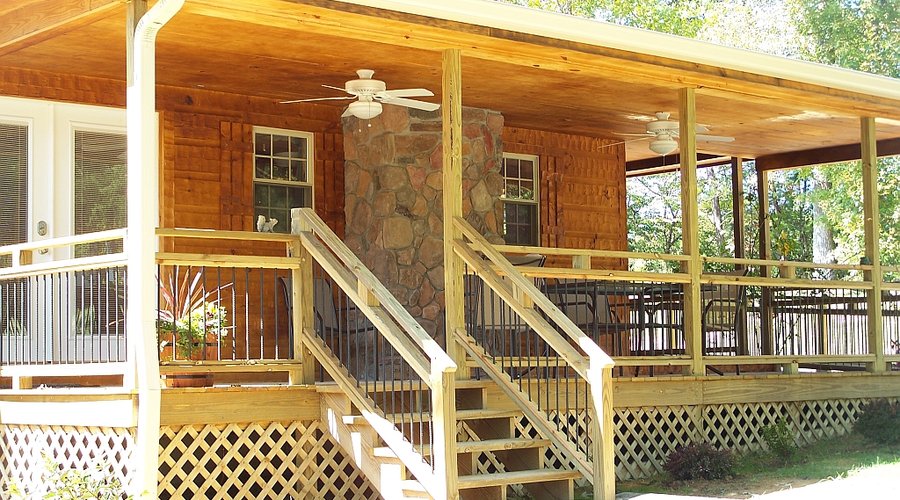 Star Falls Resort Cabin