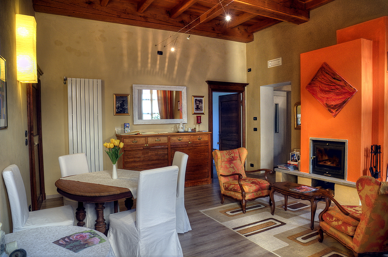 DOMUS AUREA B&B (Saluzzo, Italia): Opiniones, Comparación De Precios Y ...