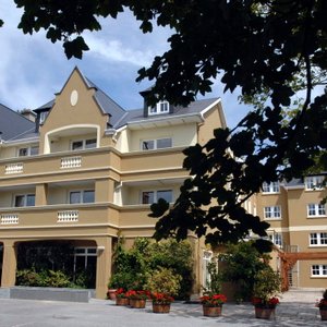 Earls Court House Exterior