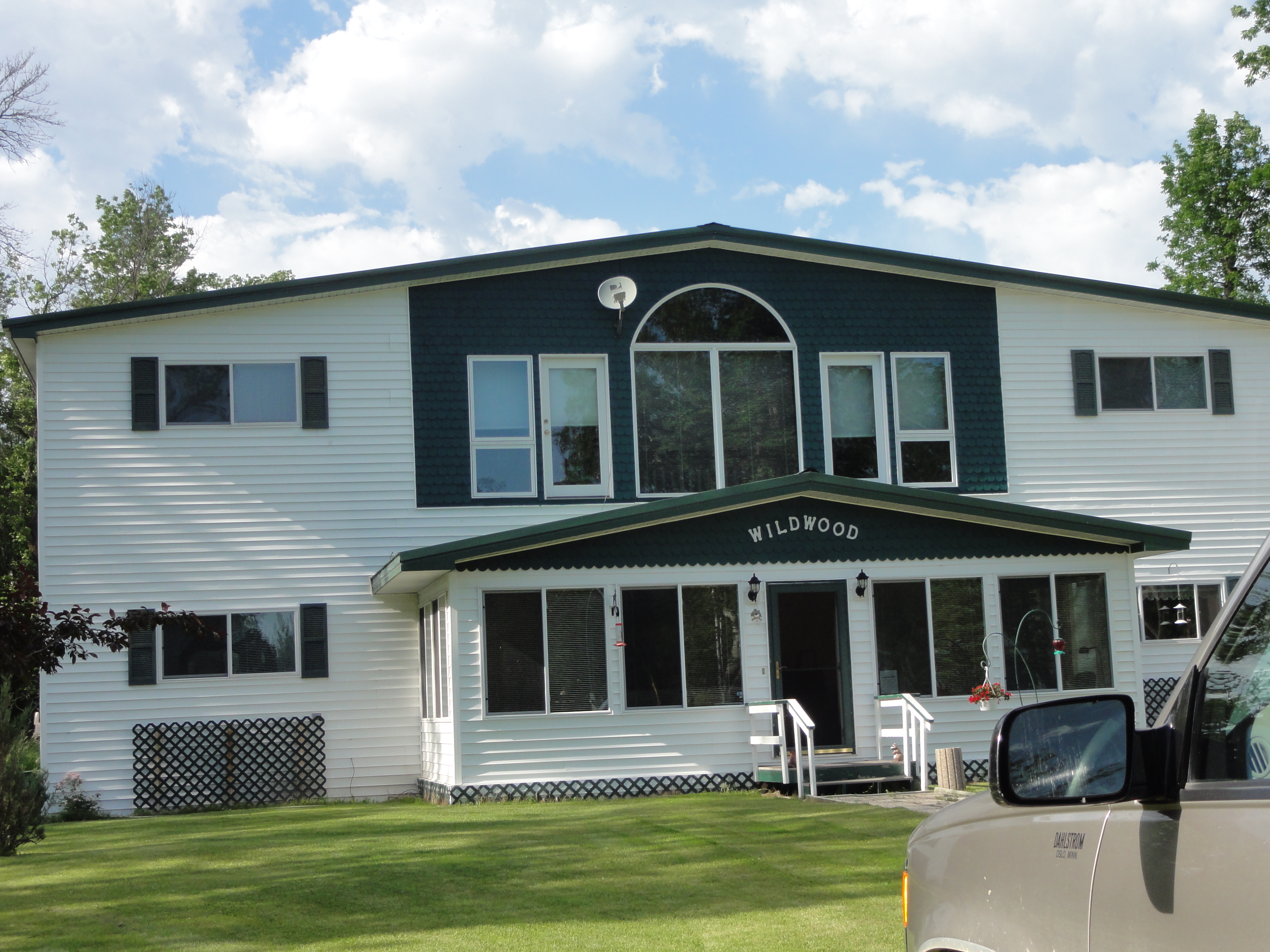 WILDWOOD INN BED AND BREAKFAST - B&B Reviews (Baudette, MN)