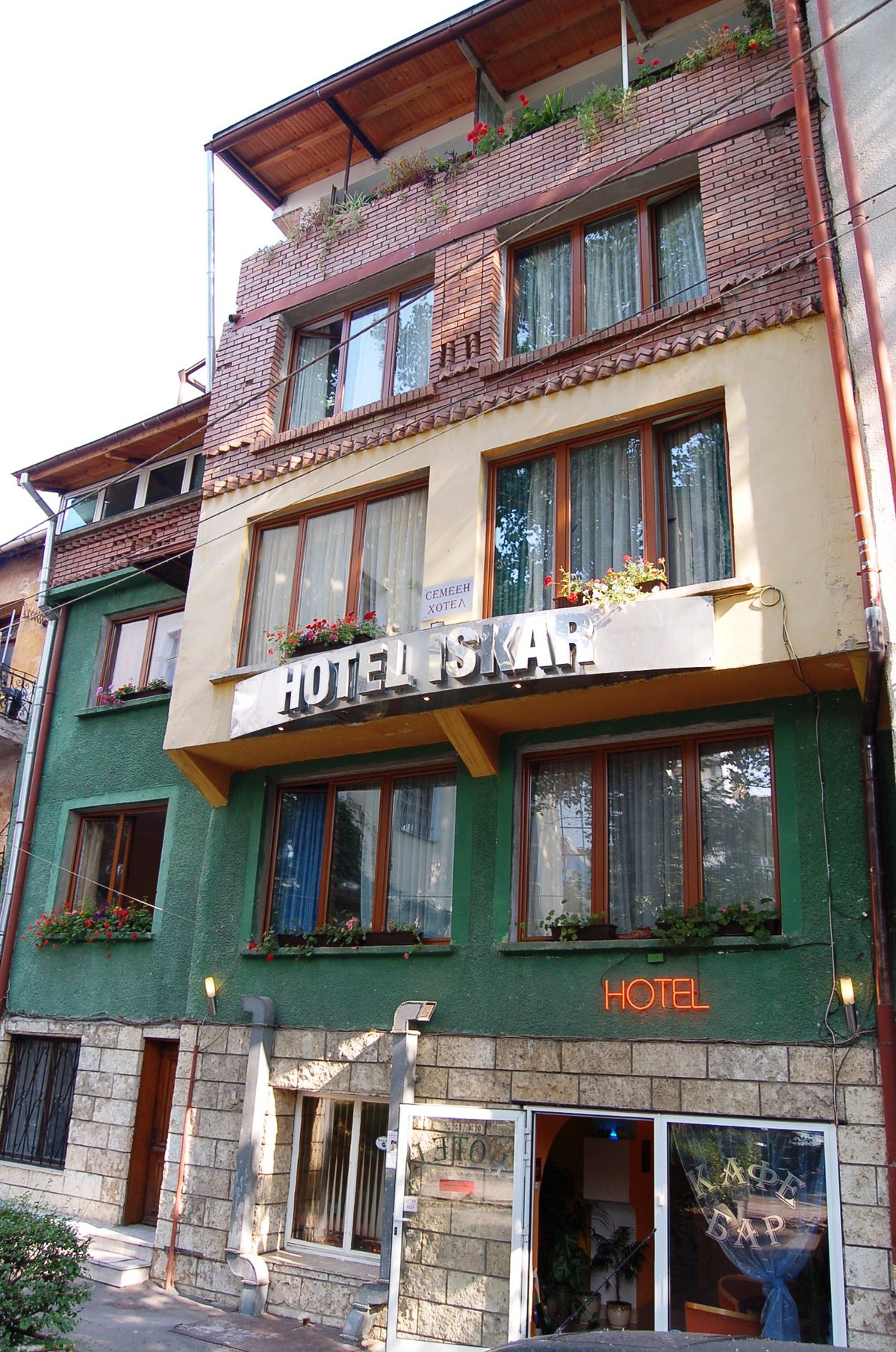 stivan iskar hotel