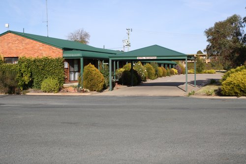 DENILIQUIN COUNTRY CLUB MOTOR INN (AU$130): 2024 Prices & Reviews ...