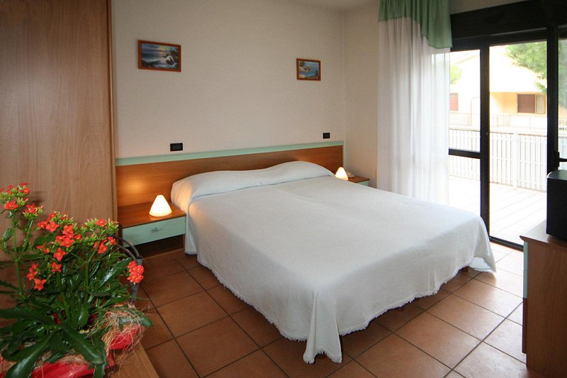 Hotel Etna, ξενοδοχείο (Lignano Sabbiadoro)