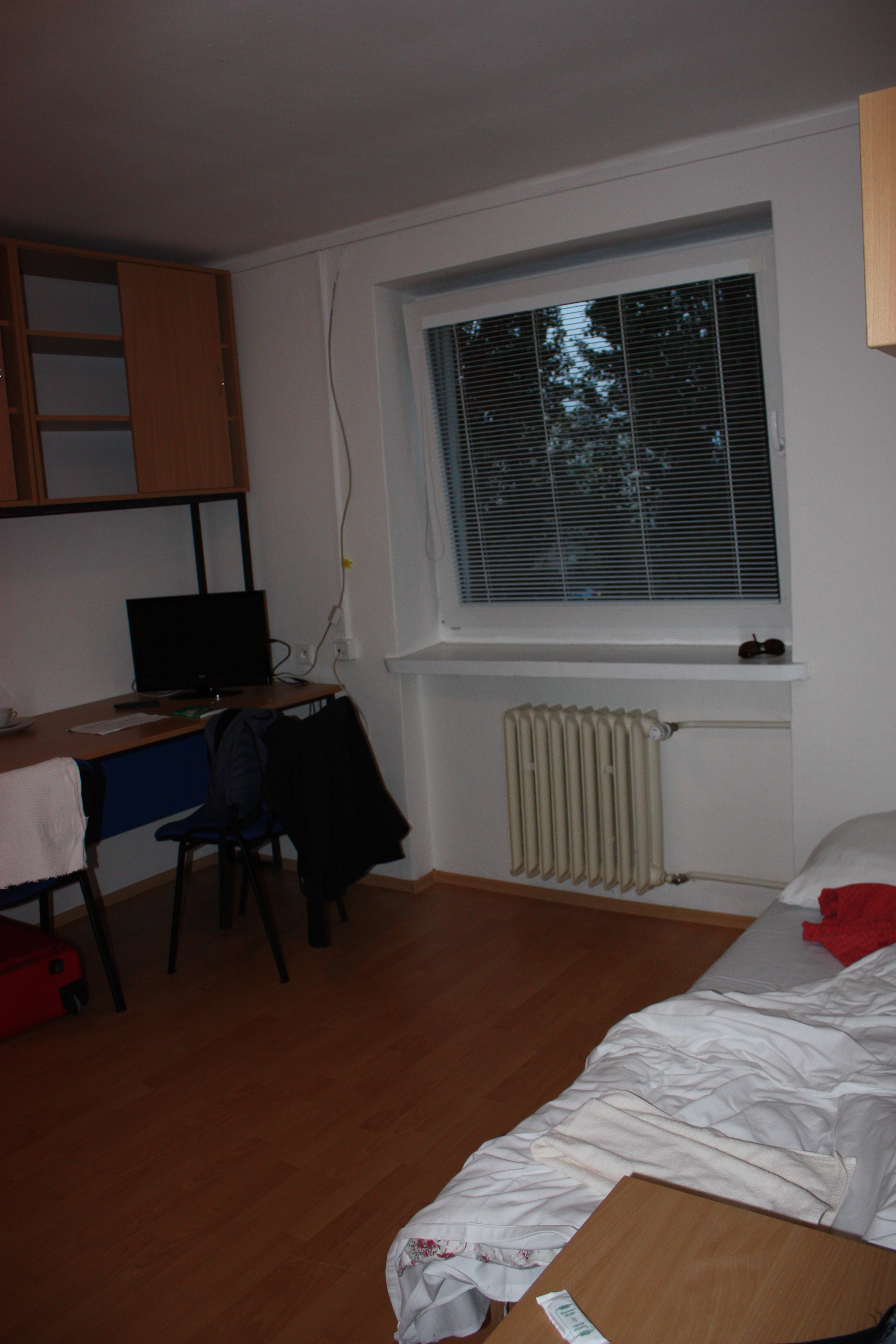 Summer Youth Hostel Mlada Garda Rooms: Pictures & Reviews