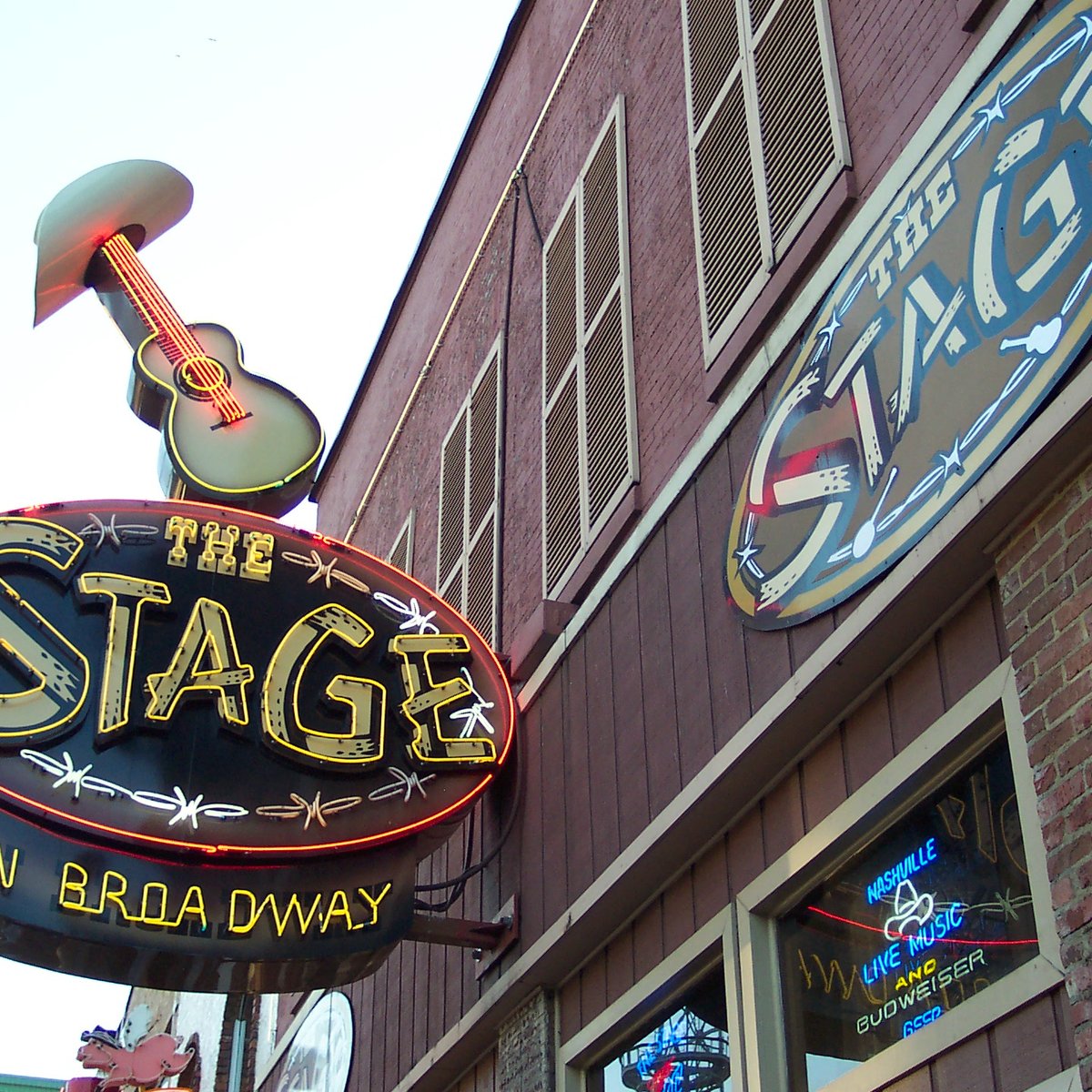 THE STAGE ON BROADWAY (Nashville) Ce qu'il faut savoir