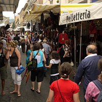 Gedränge auf dem Markt