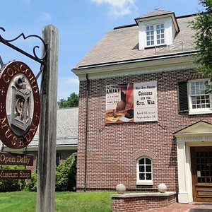 Louisa May Alcott S Orchard House Concord 2021 All You Need To Know Before You Go With Photos Tripadvisor