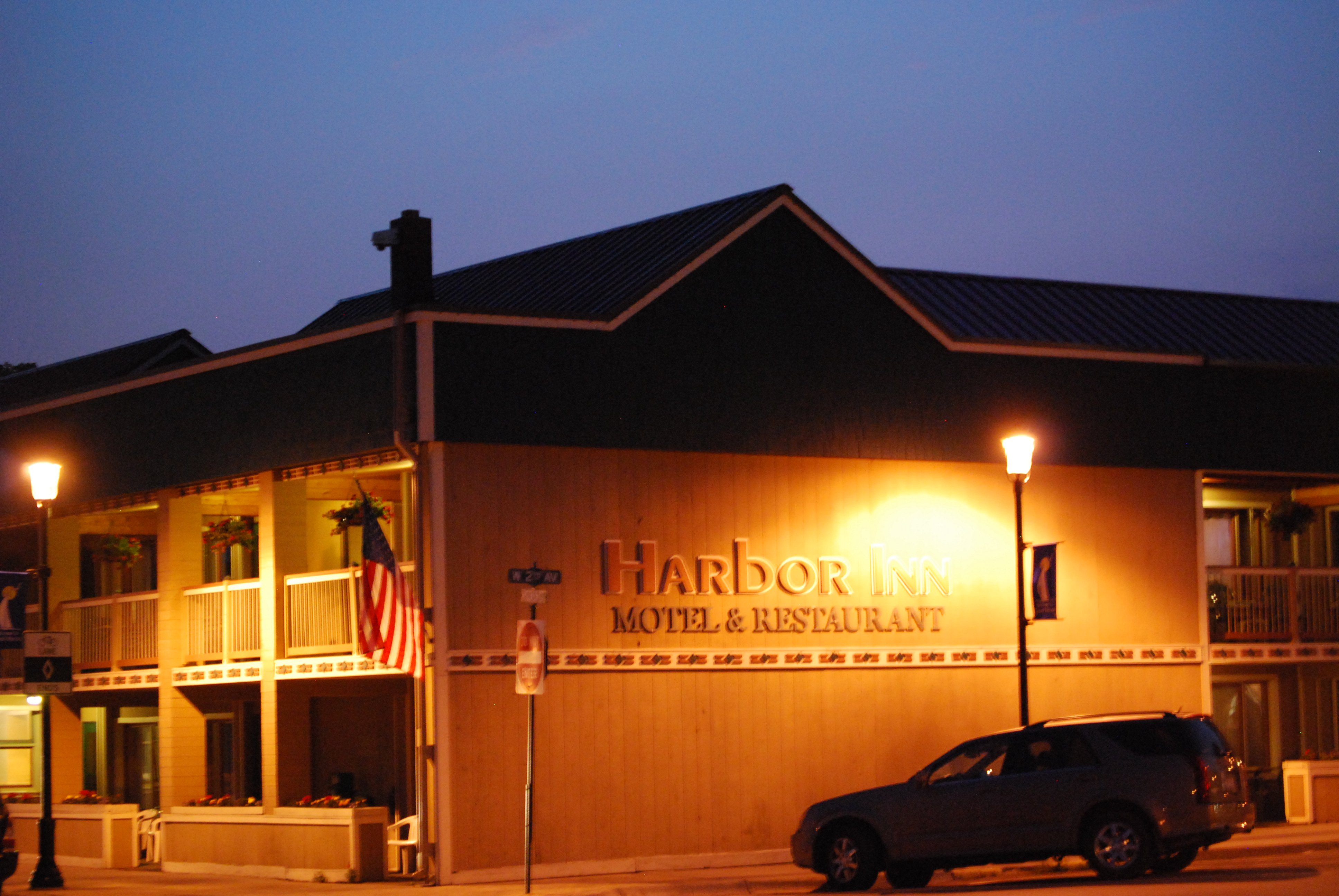 HARBOR INN RESTAURANT MOTEL Updated 2024 Reviews Grand Marais MN   Front Of Hotel 