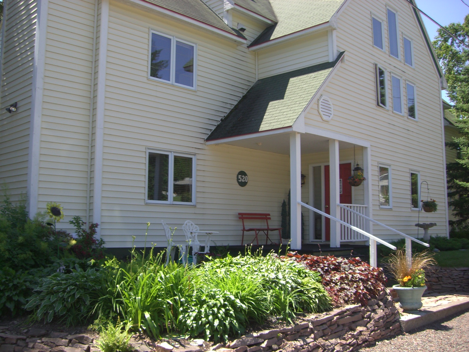 Bally house bed discount and breakfast grand marais