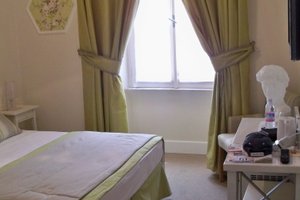 Kamar & Suite
