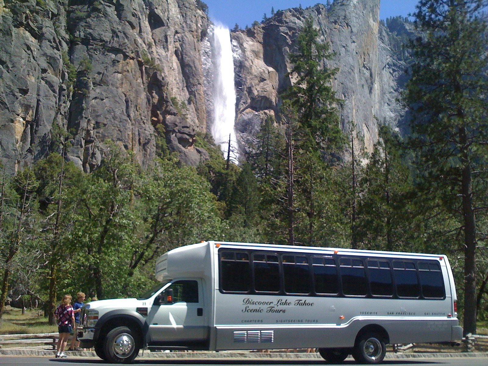 scenic bus tours america