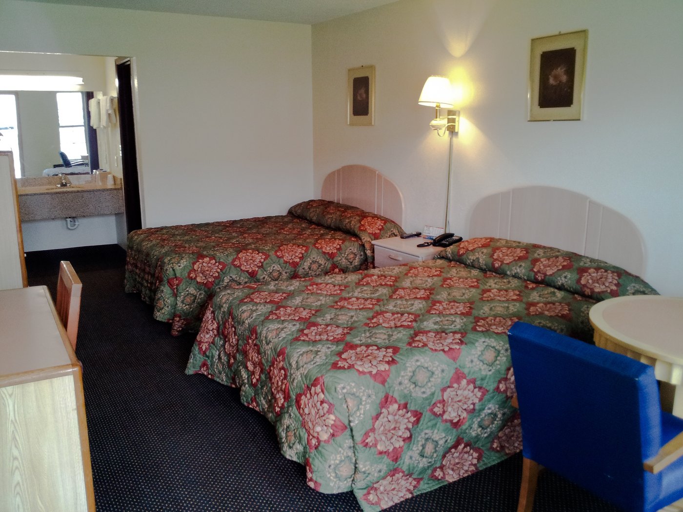 Sunset Inn Hattiesburg (하티스버그) - 호텔 리뷰