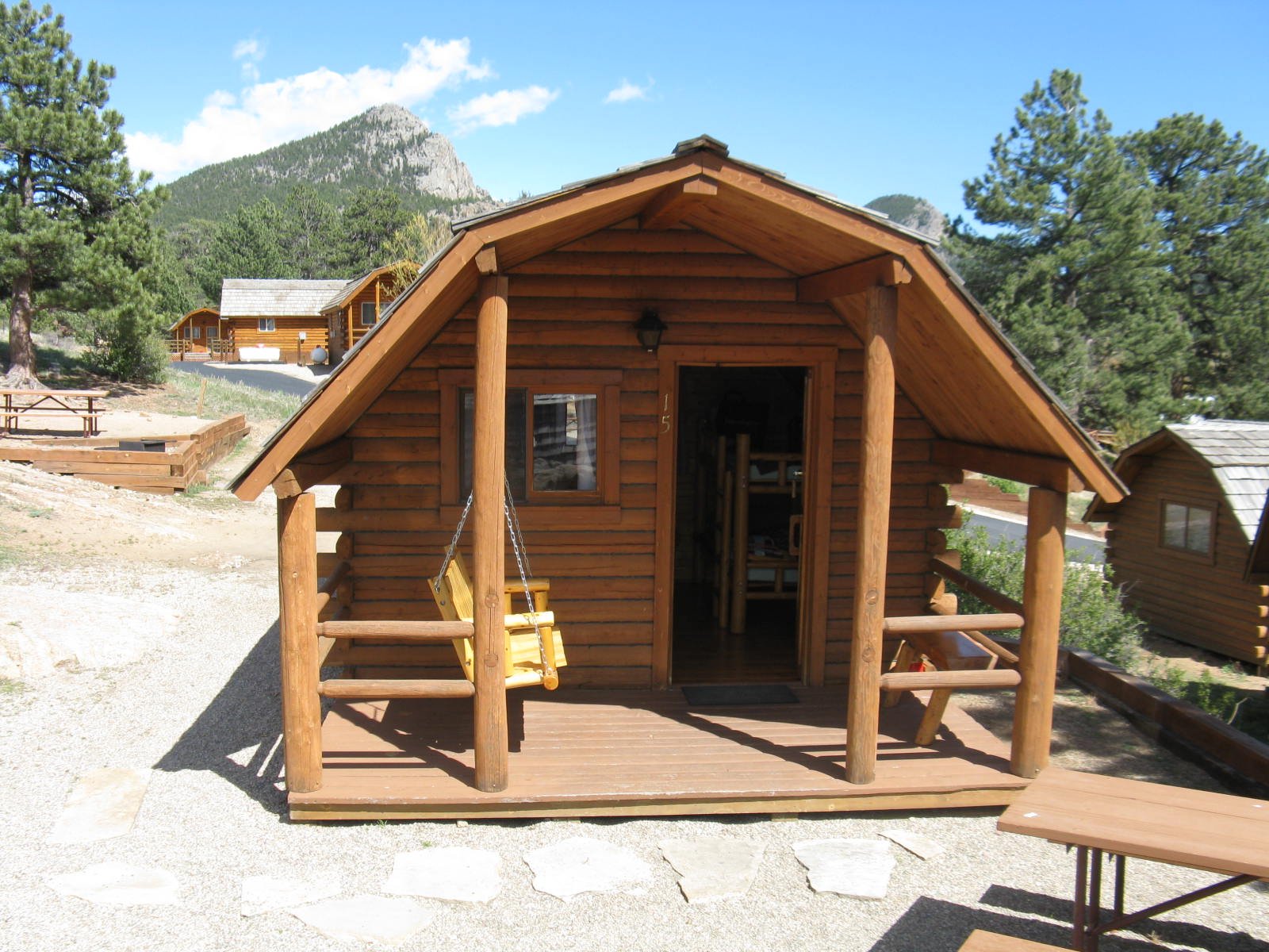 ESTES PARK KOA Hotel Colorado Prezzi E Recensioni 2024   Outside Of One Room Kamping 