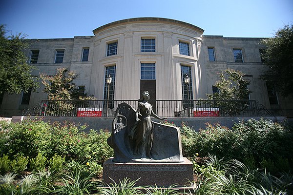 Armstrong Browning Library and Museum image