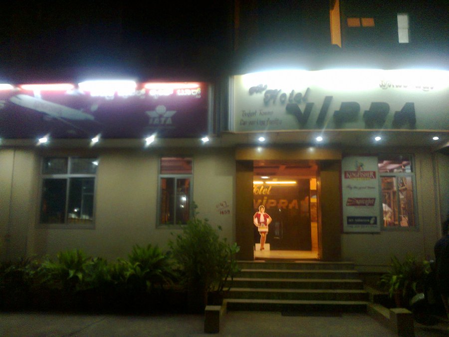 puzzles cafe bengaluru karnataka