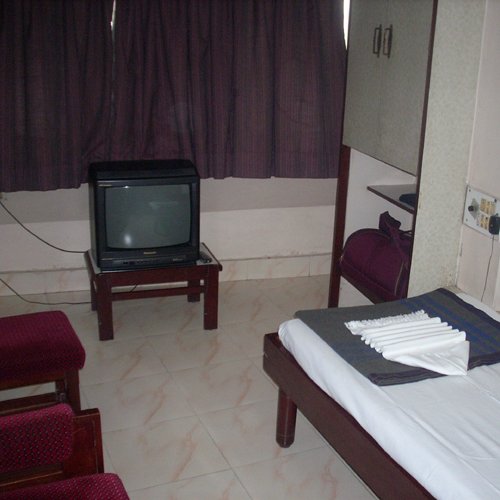 HOTEL AMIR (Nagpur, India) - foto's en reviews - Tripadvisor