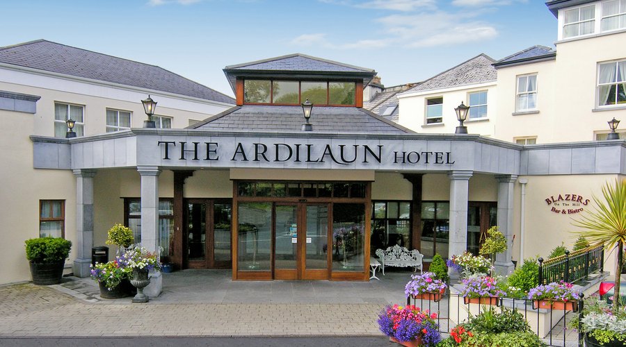 Ardilaun Hotel Exterior Day Shot