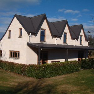 luxury cottages detached relaxed in park setting