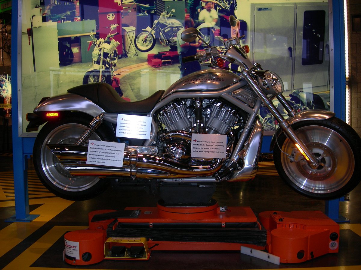 Factory Tours  Harley-Davidson USA