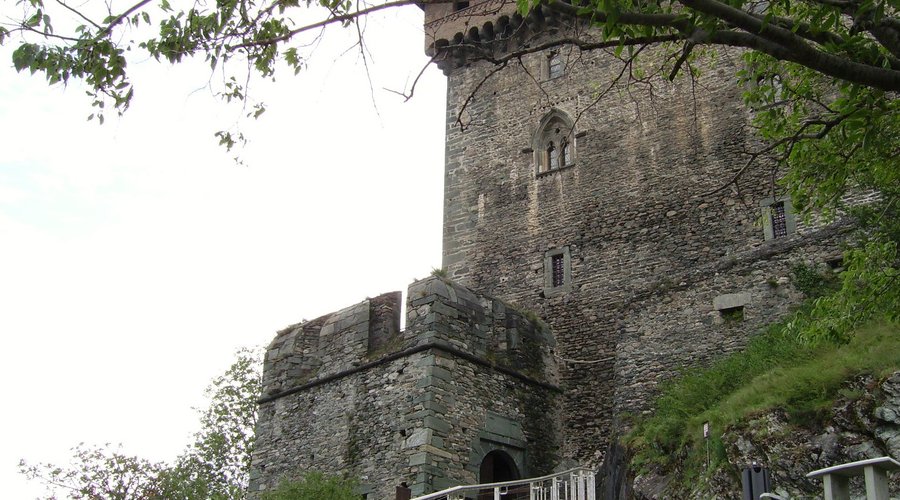 parte finale della salita al castello