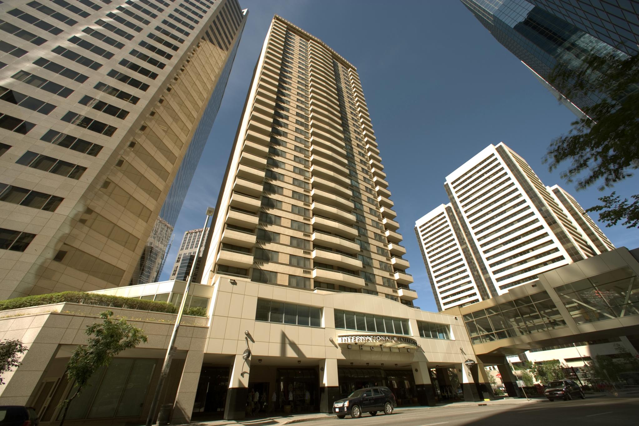 INTERNATIONAL HOTEL CALGARY Prices Reviews Alberta   Getlstd Property Photo 