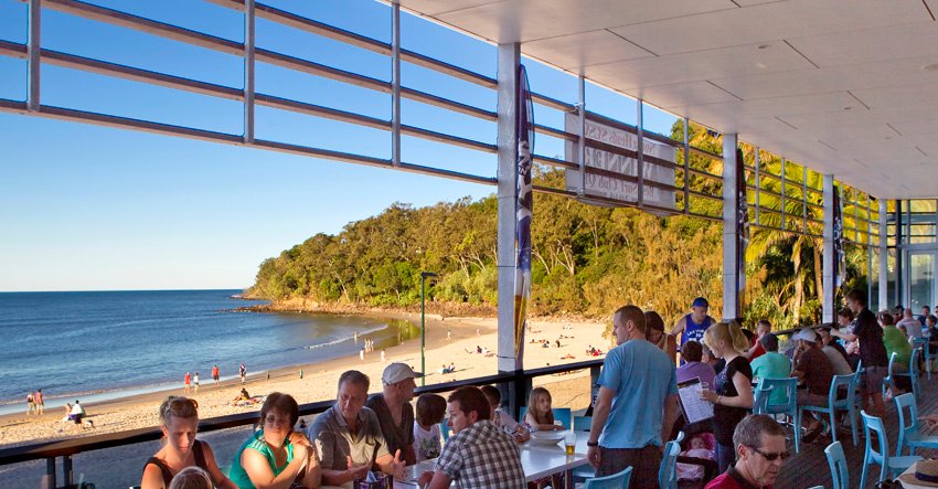 NOOSA HEADS SURF LIFE SAVING CLUB - Updated 2024 Restaurant Reviews ...