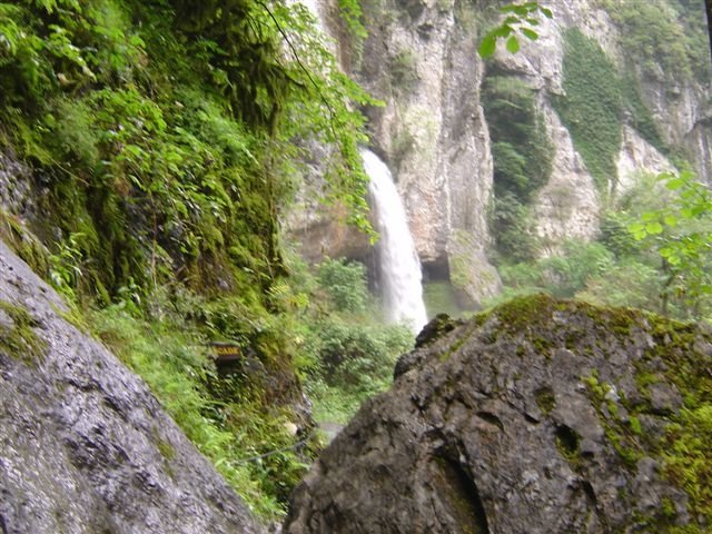 Imagen 1 de Gorges Kakuetta
