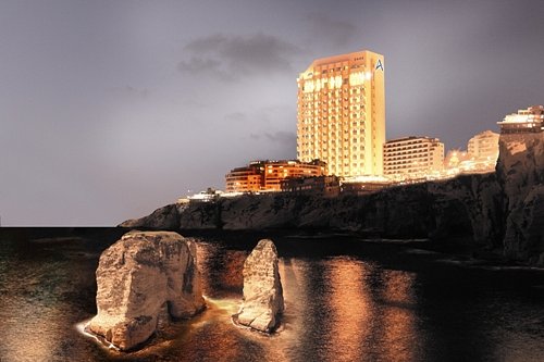 Raouche Arjaan by Rotana, hotel in Beirut