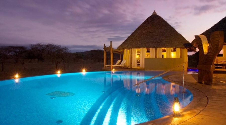 KENBALI SPA in der Dämmerung
