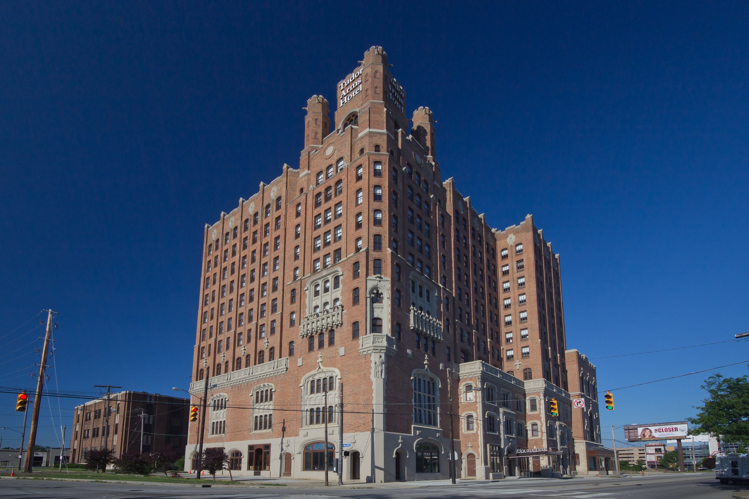 THE TUDOR ARMS HOTEL CLEVELAND - A DOUBLETREE BY HILTON $152 ($̶1̶7̶2̶ ...