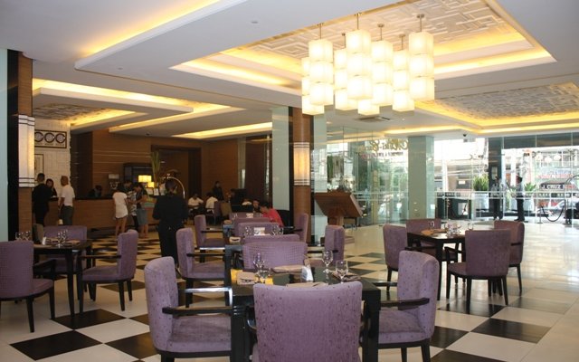 Manila Grand Opera Hotel - Lobby